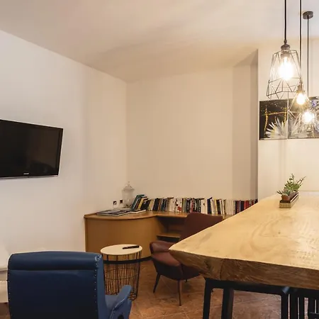 Moresco Hotel